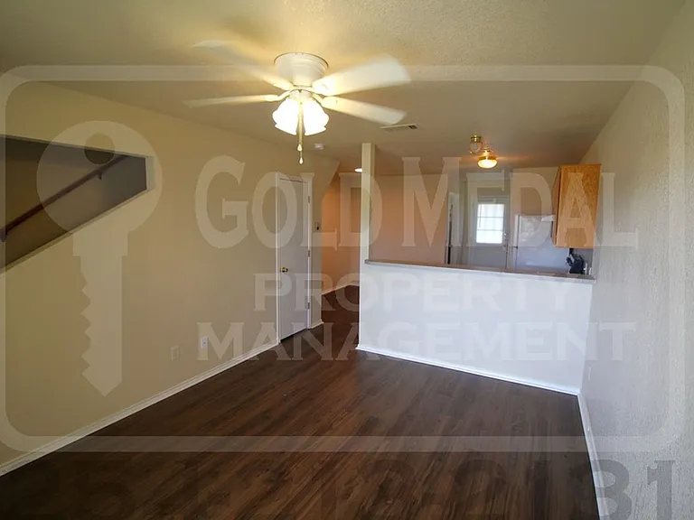 4509 Deek Dr — Photo 2