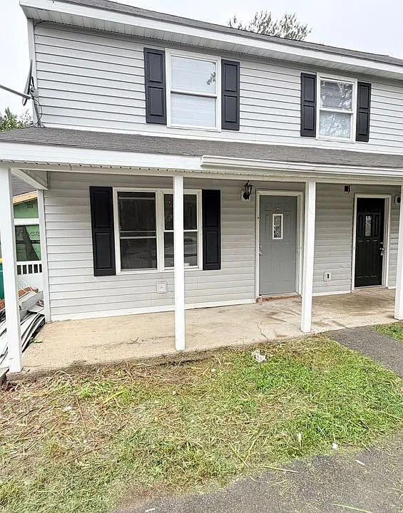 55 Kallen Ave #LOWER