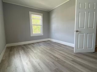 5 Allen Pl APT 2A, Fitchburg, MA 01420
