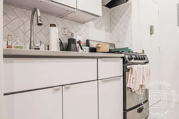 Rented by Nolita Group | media 9