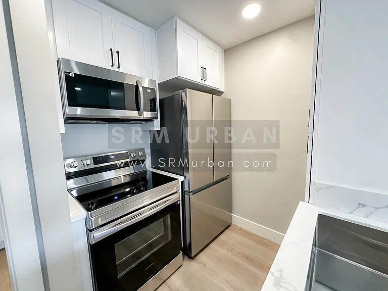 4767 Mansfield St #3 — Photo 4