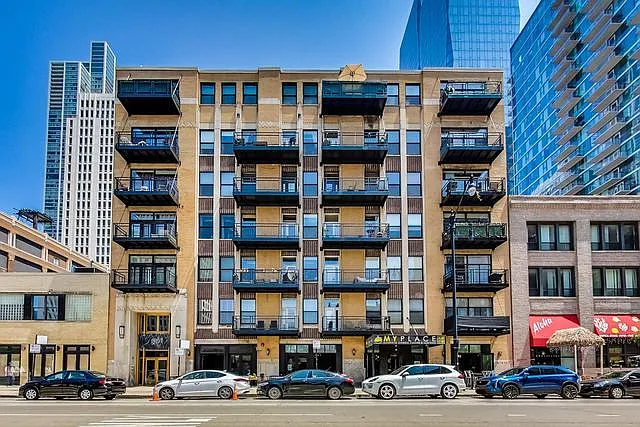 1307 S Wabash Ave #305
