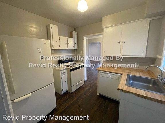 2nd image of 1537 Jackson Ave
