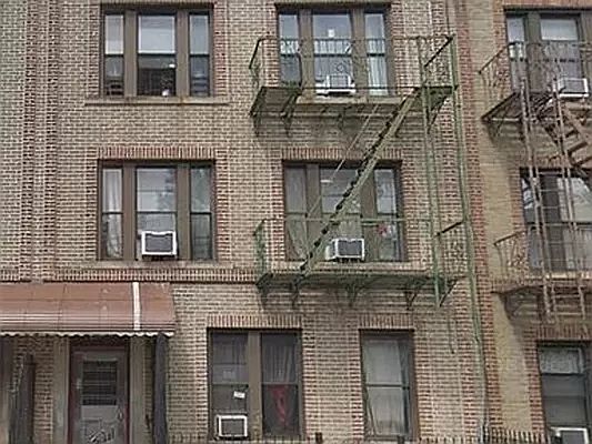 2nd image of 427 68th St #1