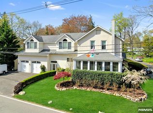 51 Adams St, Norwood, NJ 07648