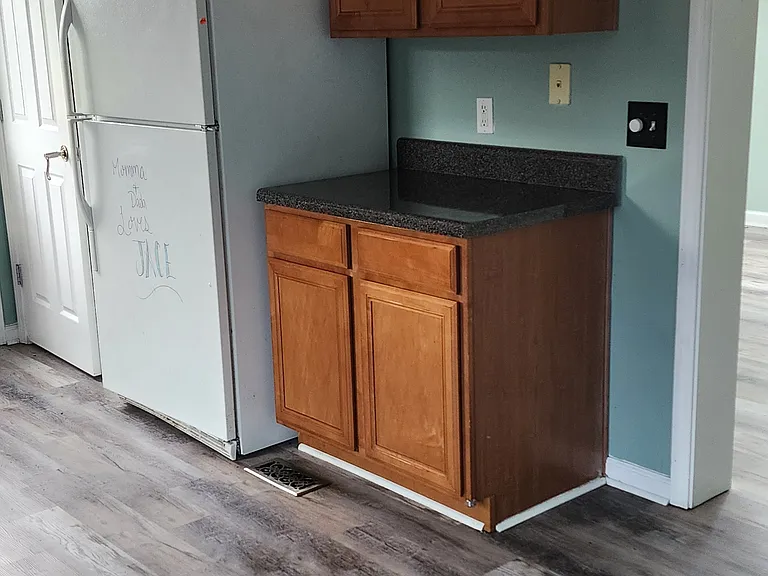 4089 Cedar Plains Rd — Photo 5
