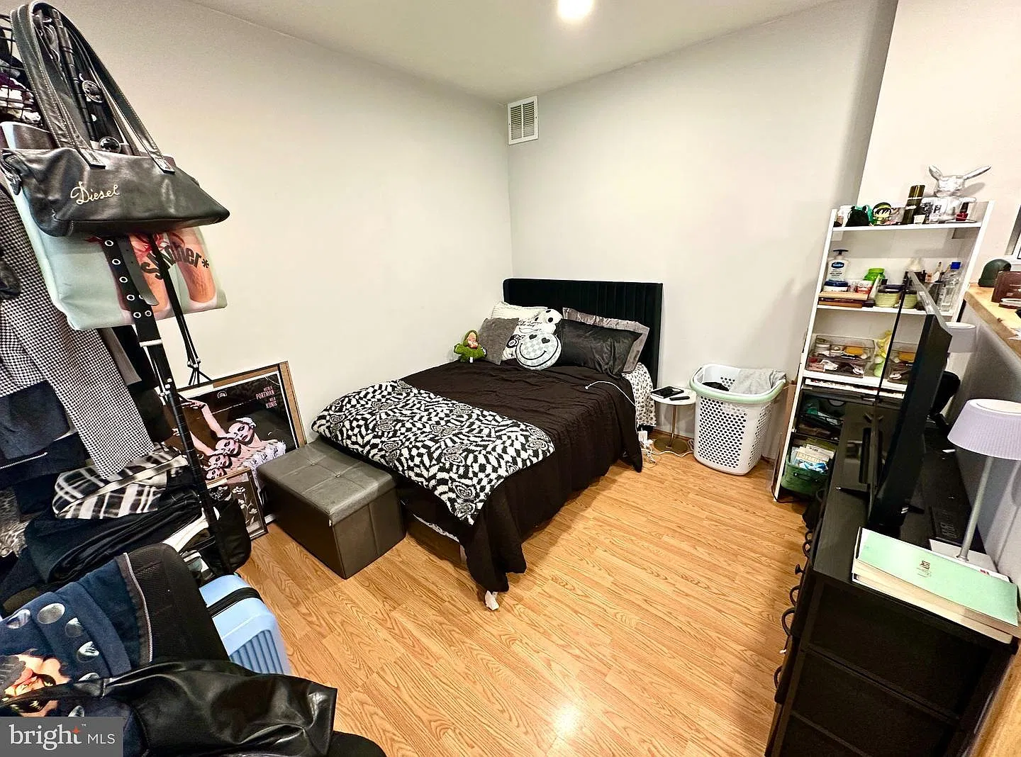 820 S Darien St — Photo 4