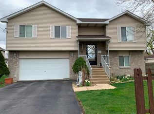 104 Union St, Joliet, IL 60433