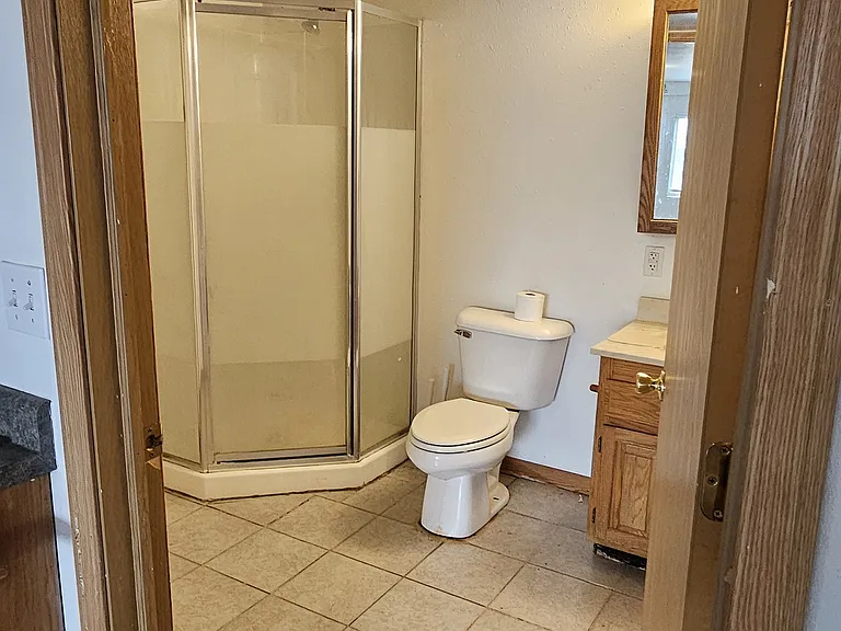 5360 Cedar St — Photo 8
