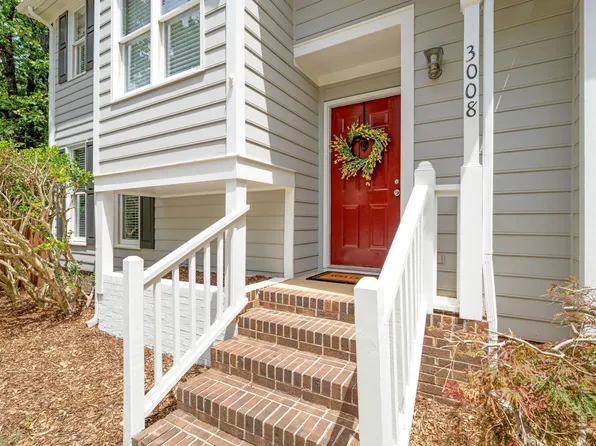 3008 Isabella Dr, Raleigh, NC 27603