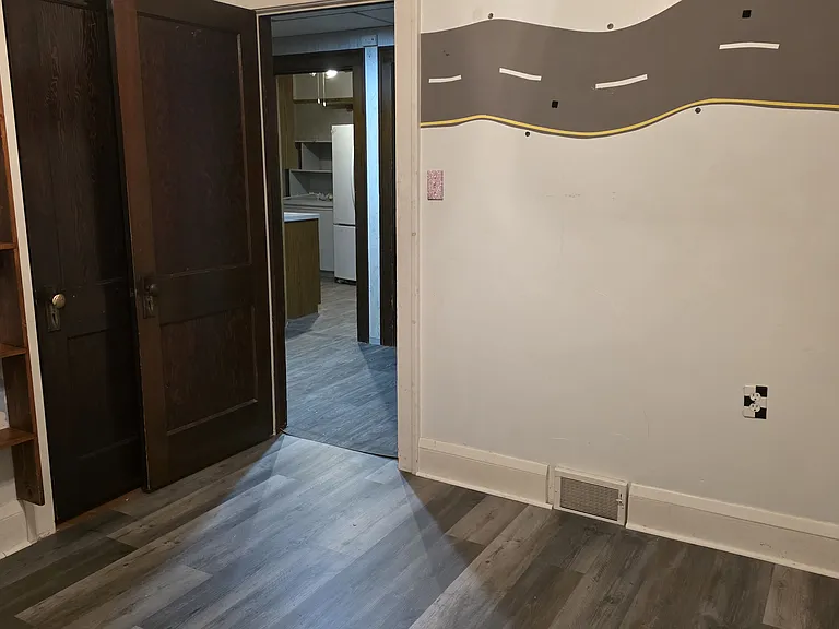 9519 Plymouth Ave — Photo 17