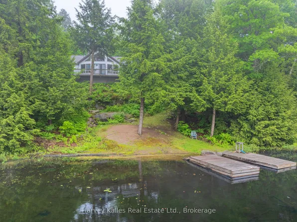 7 Baby Lake Rd, Seguin, ON P2A 2W8