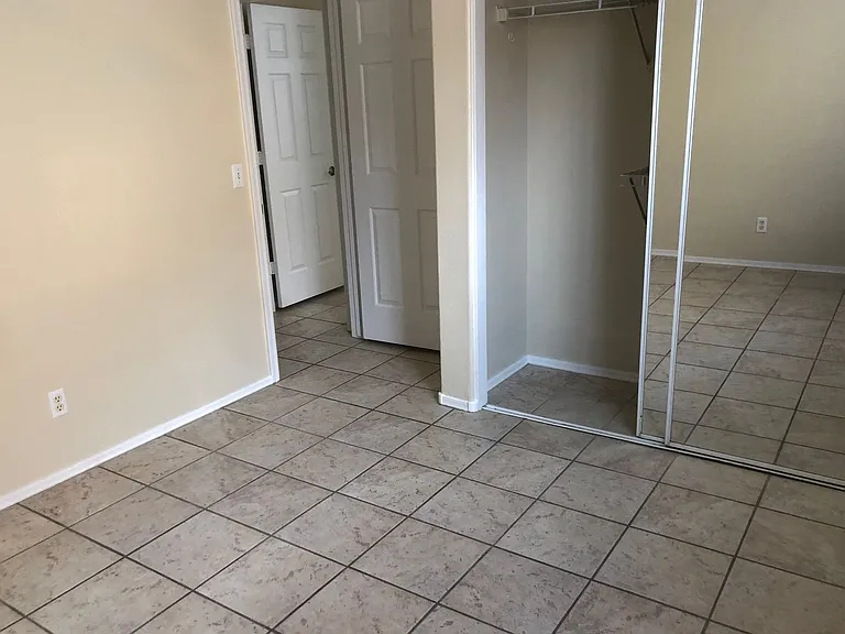 8101 Yellow Daisy Ave — Photo 17