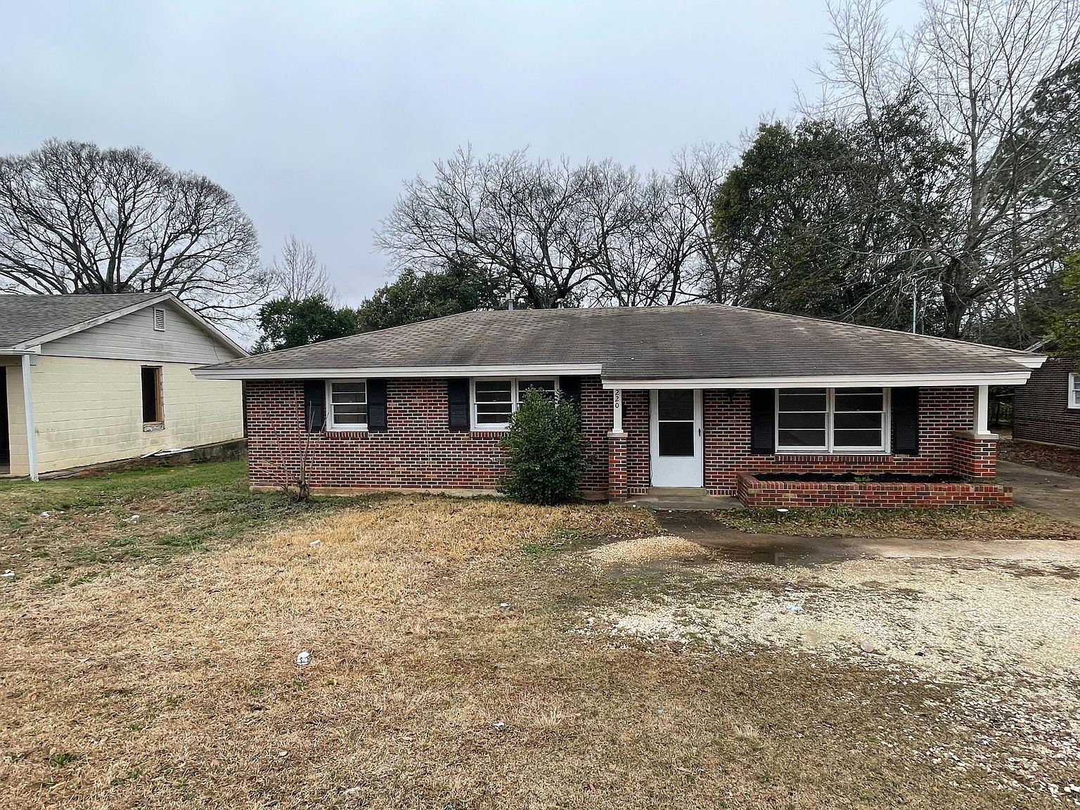 220 Perry Hill Rd, Montgomery, AL 36109 Zillow