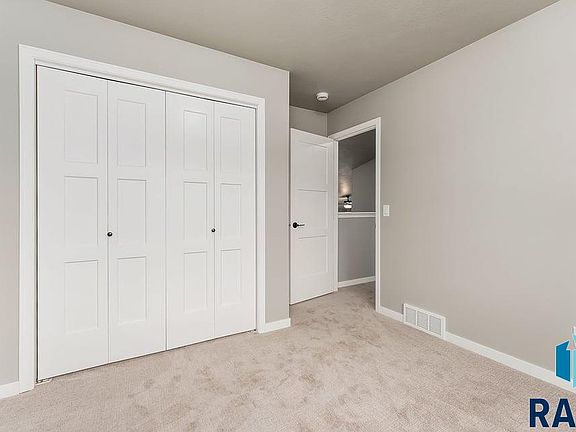5th image of 5004 N Heron Pl