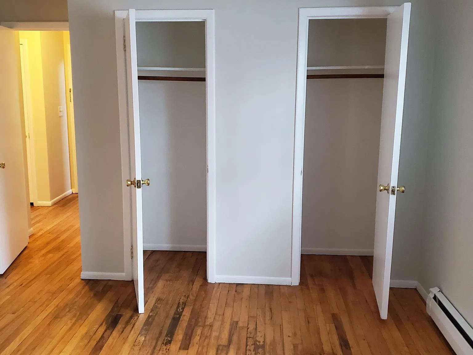 1 bed, 700 sqft, $2,400 — Photo 3
