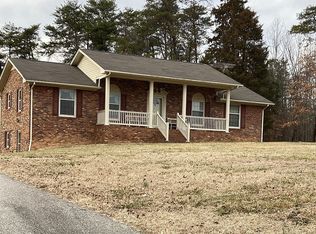 1517 Little Creek Rd, Ringgold, VA 24586