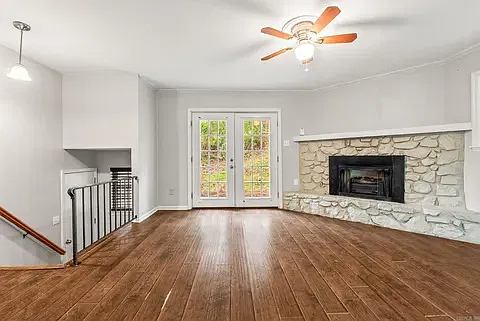 3 bed, 1433 sqft, $1,500 — Photo 4