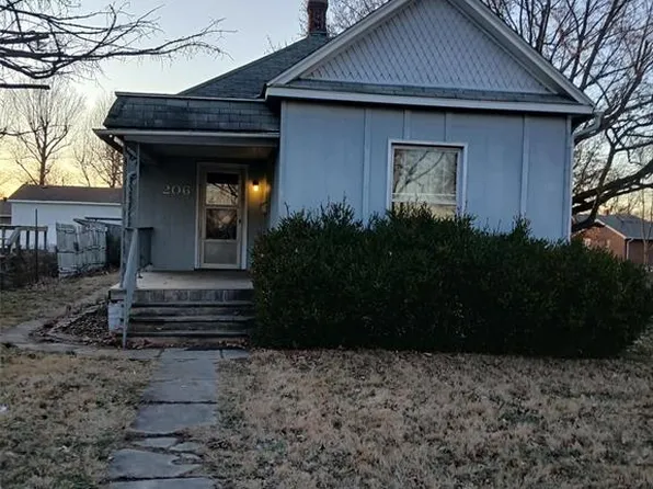 206 N Kentucky St, Benld, IL 62009