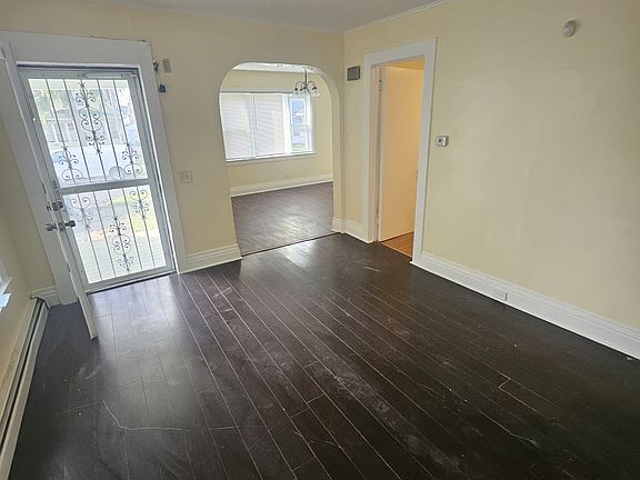 2nd image of 100 Wilbur St