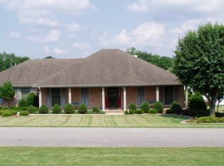 401 Anna St, Muscle Shoals, AL 35661