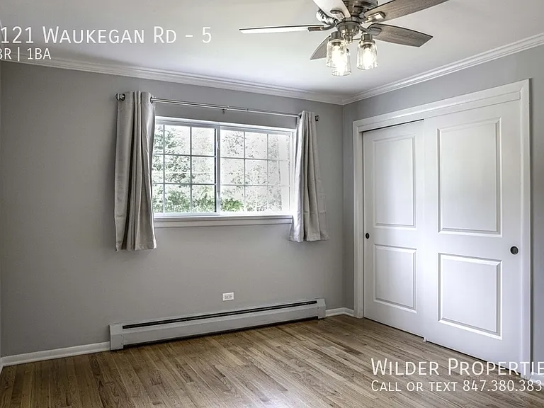 1121 Waukegan Rd #5 — Photo 7