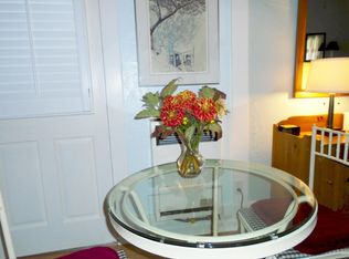 221 18th St, Pacific Grove, CA 93950