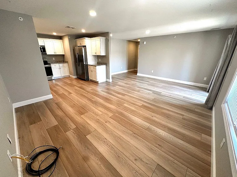 109 Church St #14 — Photo 5