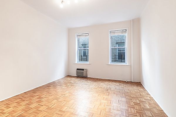 1st image of 201 W 92nd St APT 6G