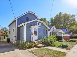 21 Dixon St, Madison, WI 53704