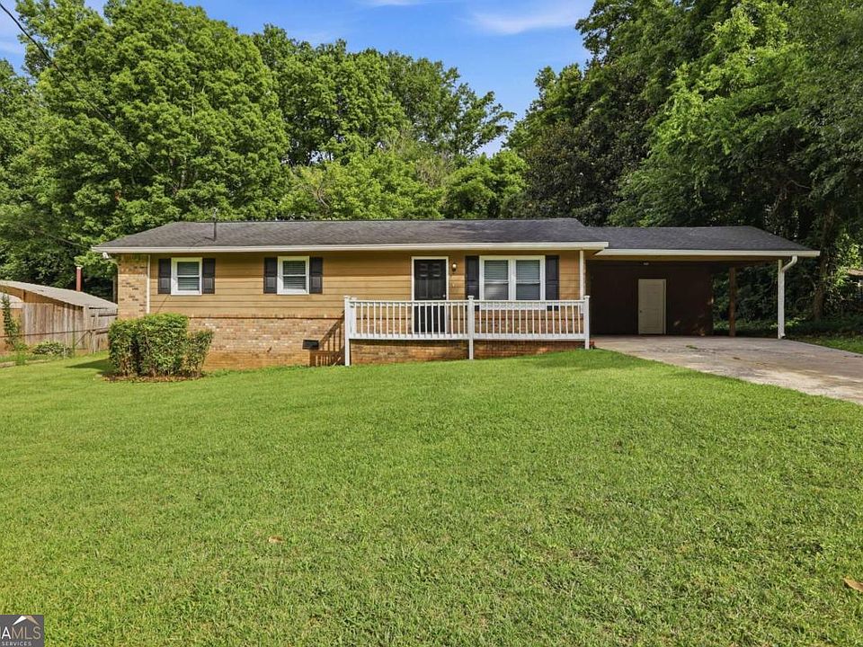 1st image of 3674 Briar Dr