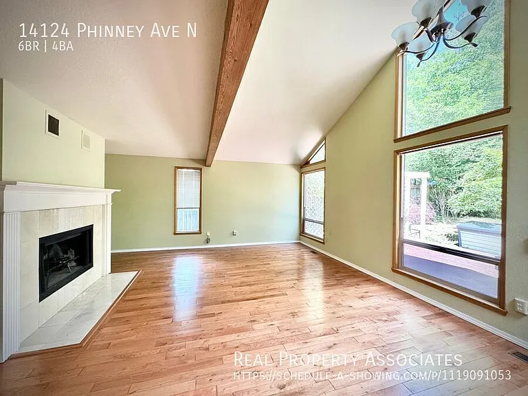 14124 Phinney Ave N — Photo 7