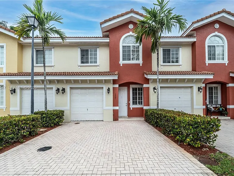 5327 SW 40th Ave — Photo 7