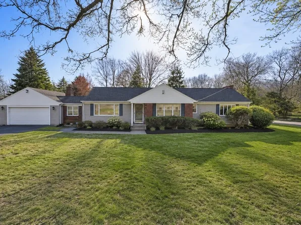 222 Blossom Rd, Westport, MA 02790