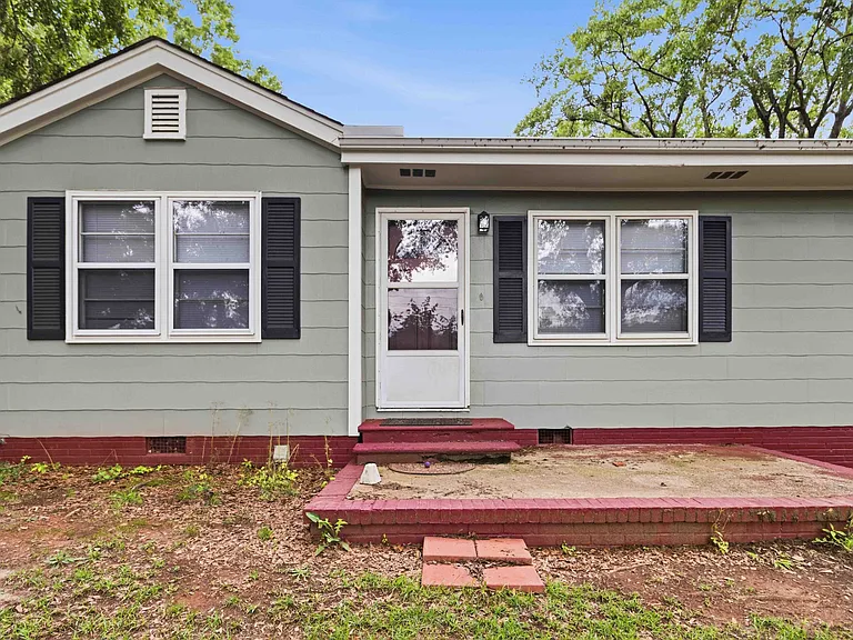 1388 Boiling Springs Rd — Photo 28