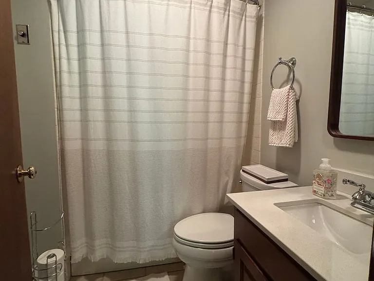 383 Old Quechee Rd #8C — Photo 12