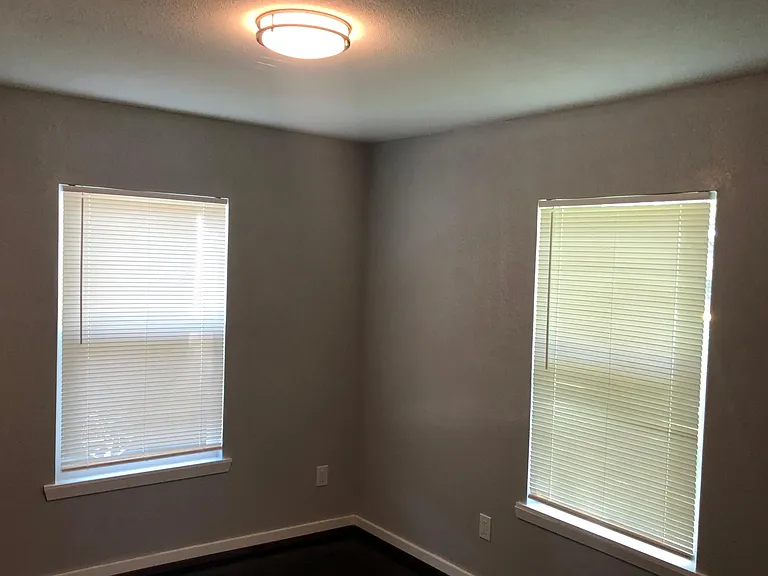 503 Harvey St — Photo 22