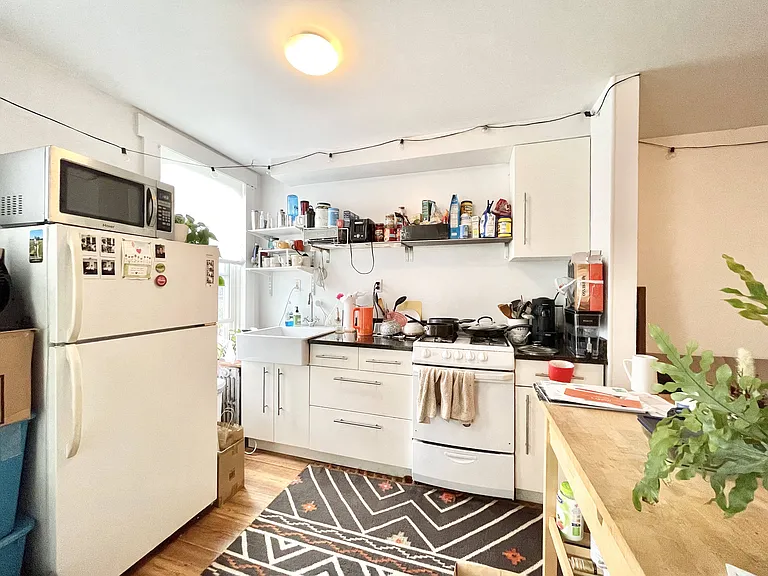 645 Baltic St #2 — Photo 2