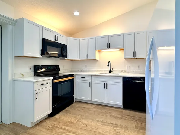 4106 18th St, Vero Beach, FL 32960
