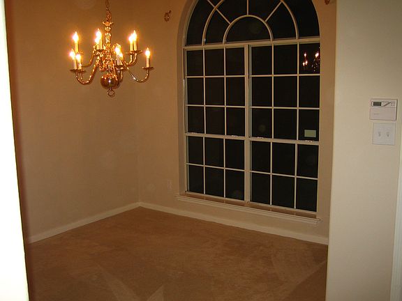 4th image of 2811 Lariat Canyon Ct