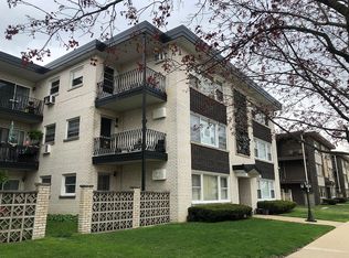 3011 Paris Ave APT 105, River Grove, IL 60171