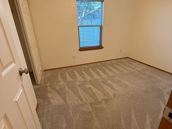 4th image of 4604 Catalonia Dr