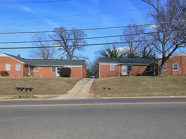 416 N Center St #416, Statesville, NC 28677