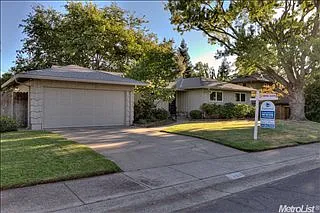 1280 47th Ave photo 1