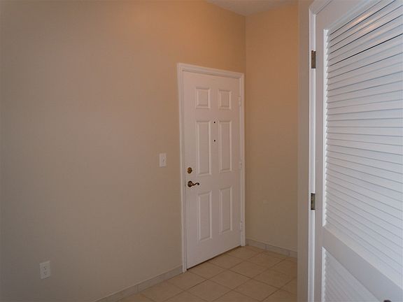 5th image of 109 Laurel Wood Way Unit 106