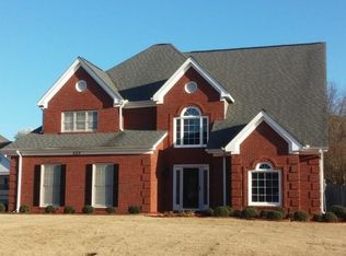 237 Ashton Lake Ct, Sugar Hill, GA 30518