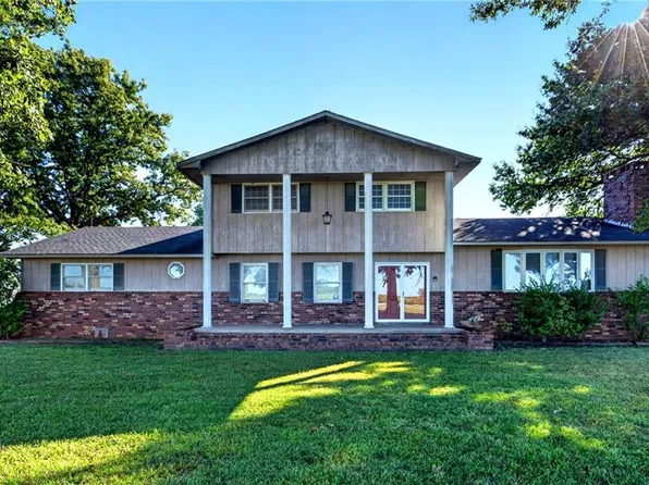 622 N 69th Hwy, Arma, KS 66712