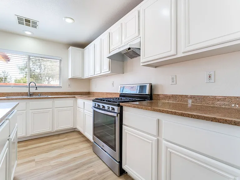 8240 Calico Wind St — Photo 14