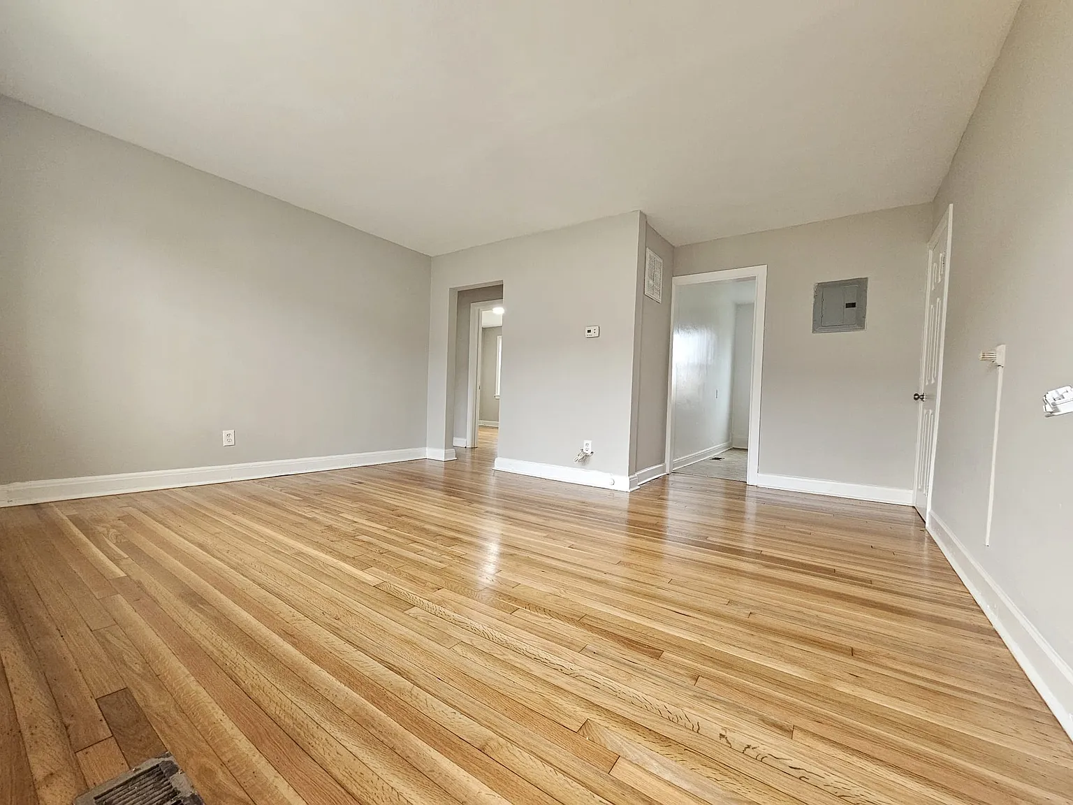 2 bed, $1,500 — Photo 3