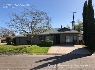 2208 Madera Rd, Sacramento, CA 95825